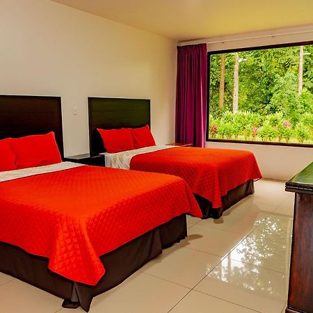 Hotel Los Rios Guácimo 外观 照片