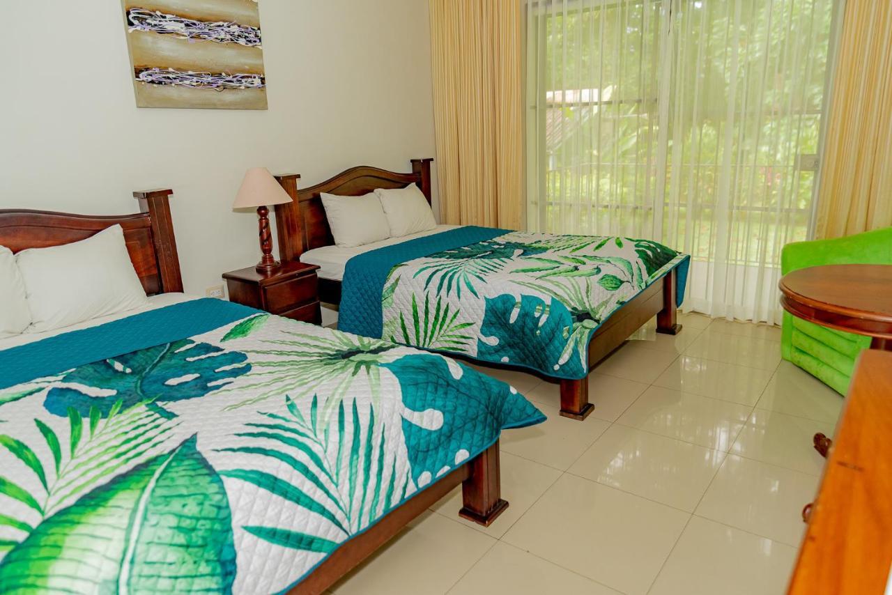 Hotel Los Rios Guácimo 外观 照片