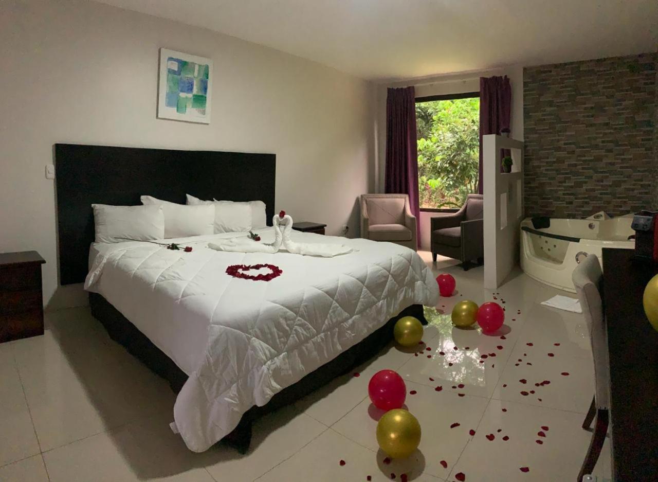 Hotel Los Rios Guácimo 外观 照片