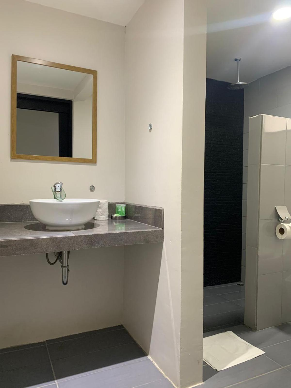 Hotel Los Rios Guácimo 外观 照片